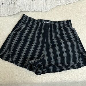 Brandy Melville shorts